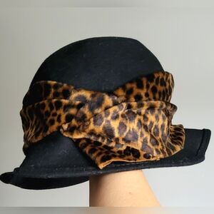 Jennifer Moore 100% Wool Hat With Leopard Band.